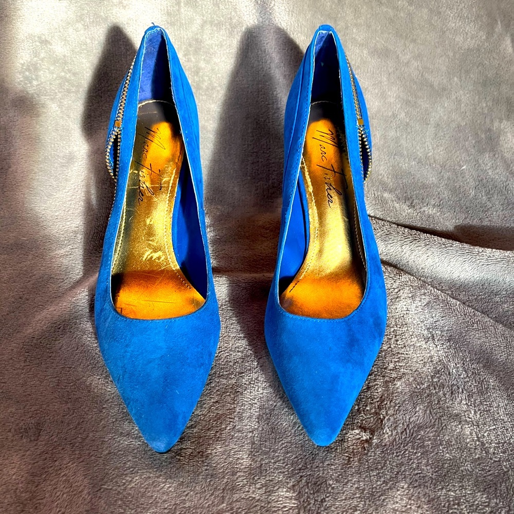 Beautiful shoes by Marc Fisher new without box